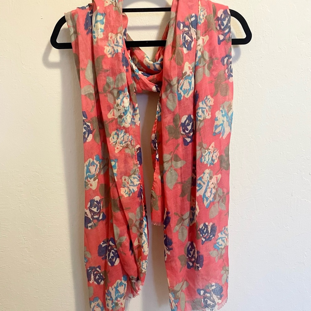 Lightweight Scarf